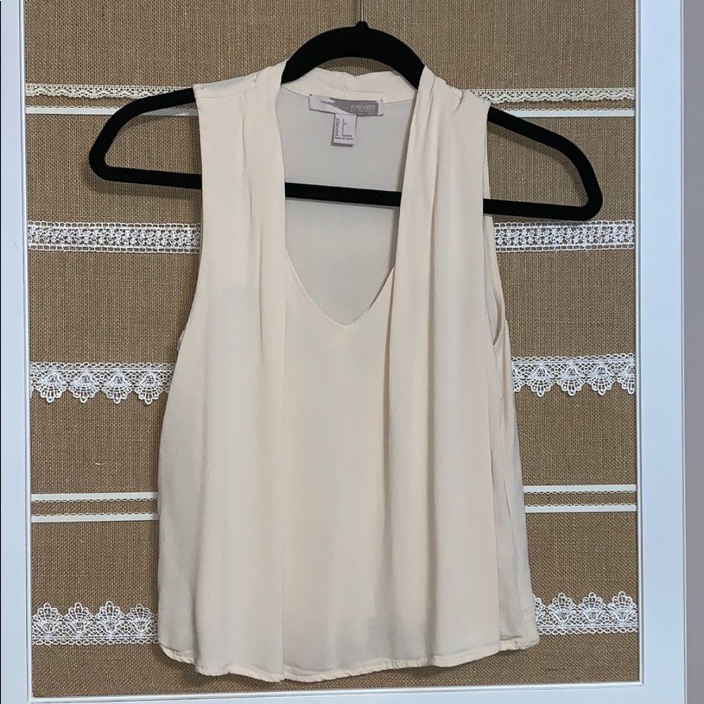 Forever 21 peachy sleeveless top